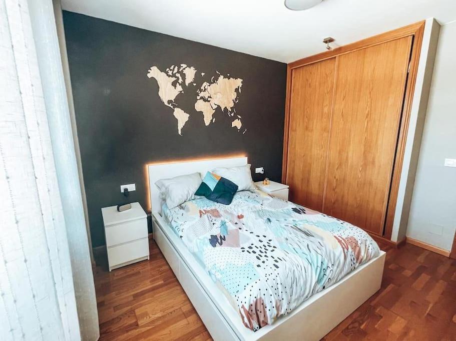Apartamento Cemba Ponferrada Ngoại thất bức ảnh