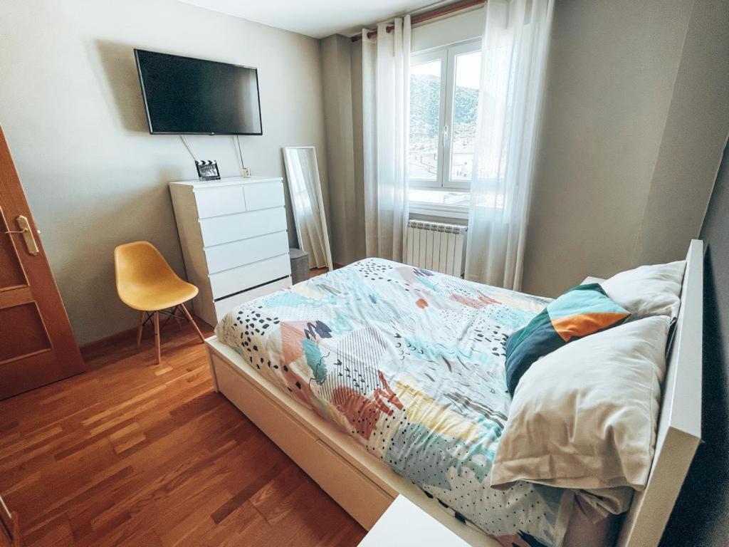 Apartamento Cemba Ponferrada Ngoại thất bức ảnh